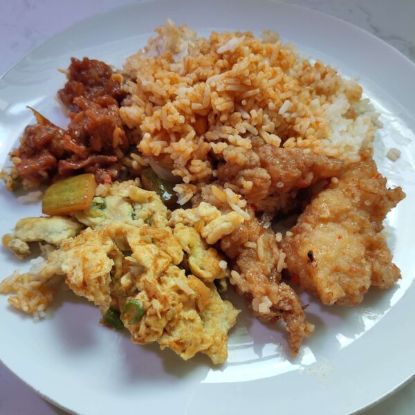 Hup Heng Economic Mixed Vegetable Rice: Curry Rice with Sweet Sour Pork, Lemon Fish & Fried Egg