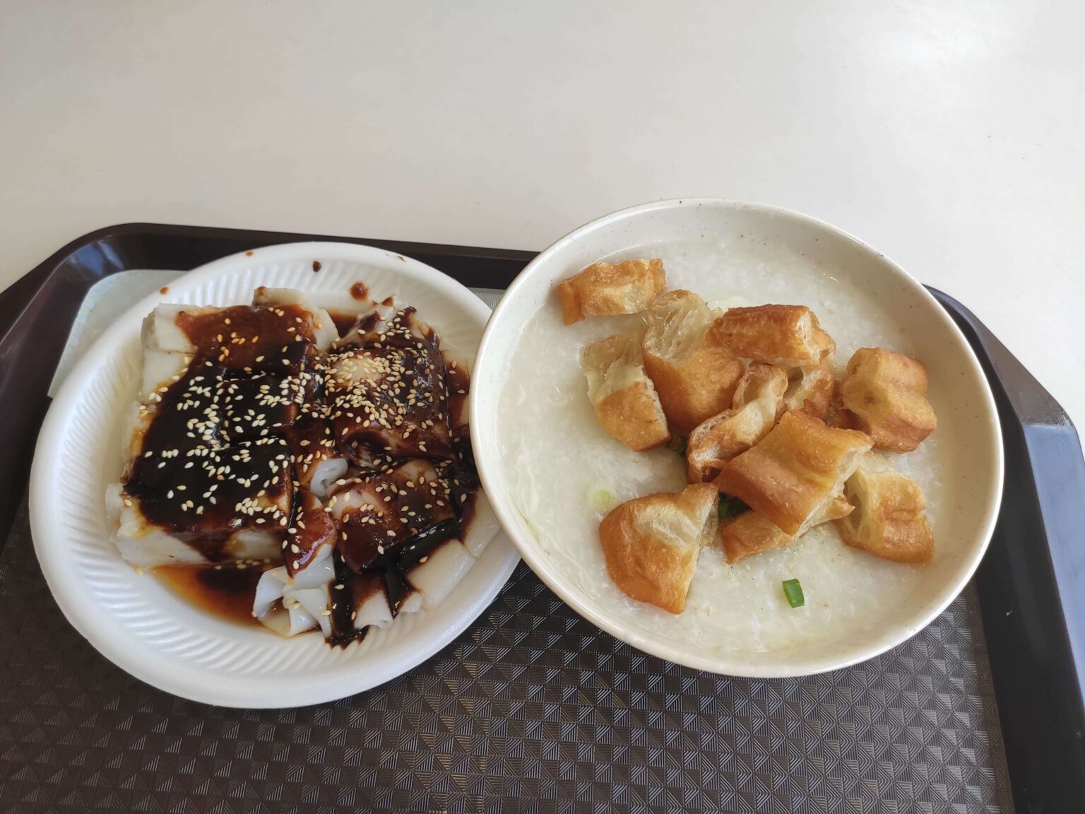 Yi Pin Zhou Porridge Pot: Yam Cake, Chee Cheong Fun & Pork Porridge