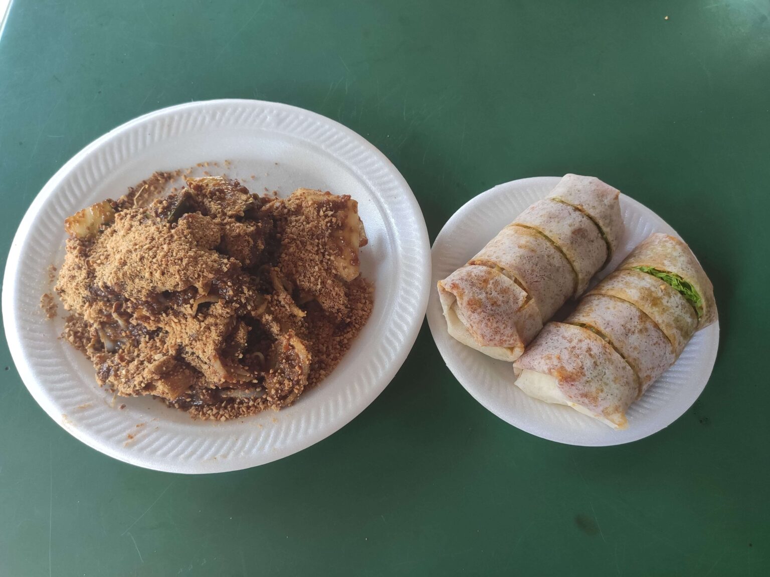 Review: Rojak, Popiah & Cockle – Maxwell Food Centre (Singapore)