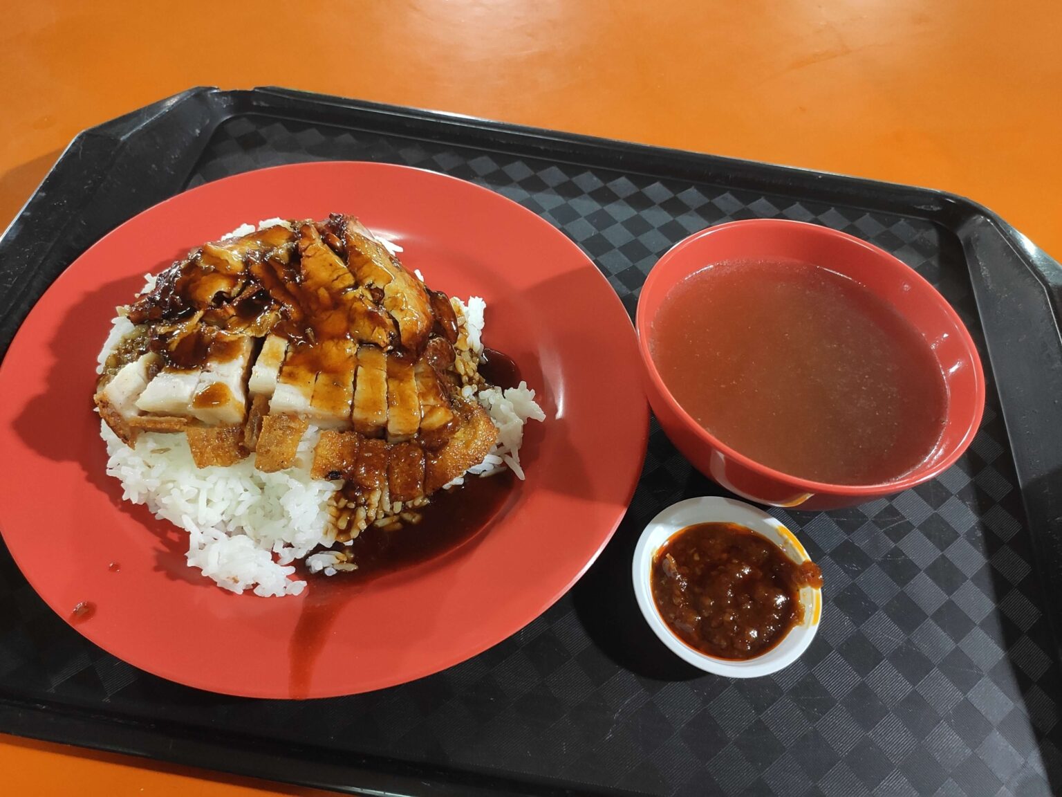 Mei Feng Shao La: Char Siew Siu Yuk Rice, Soup, Chilli