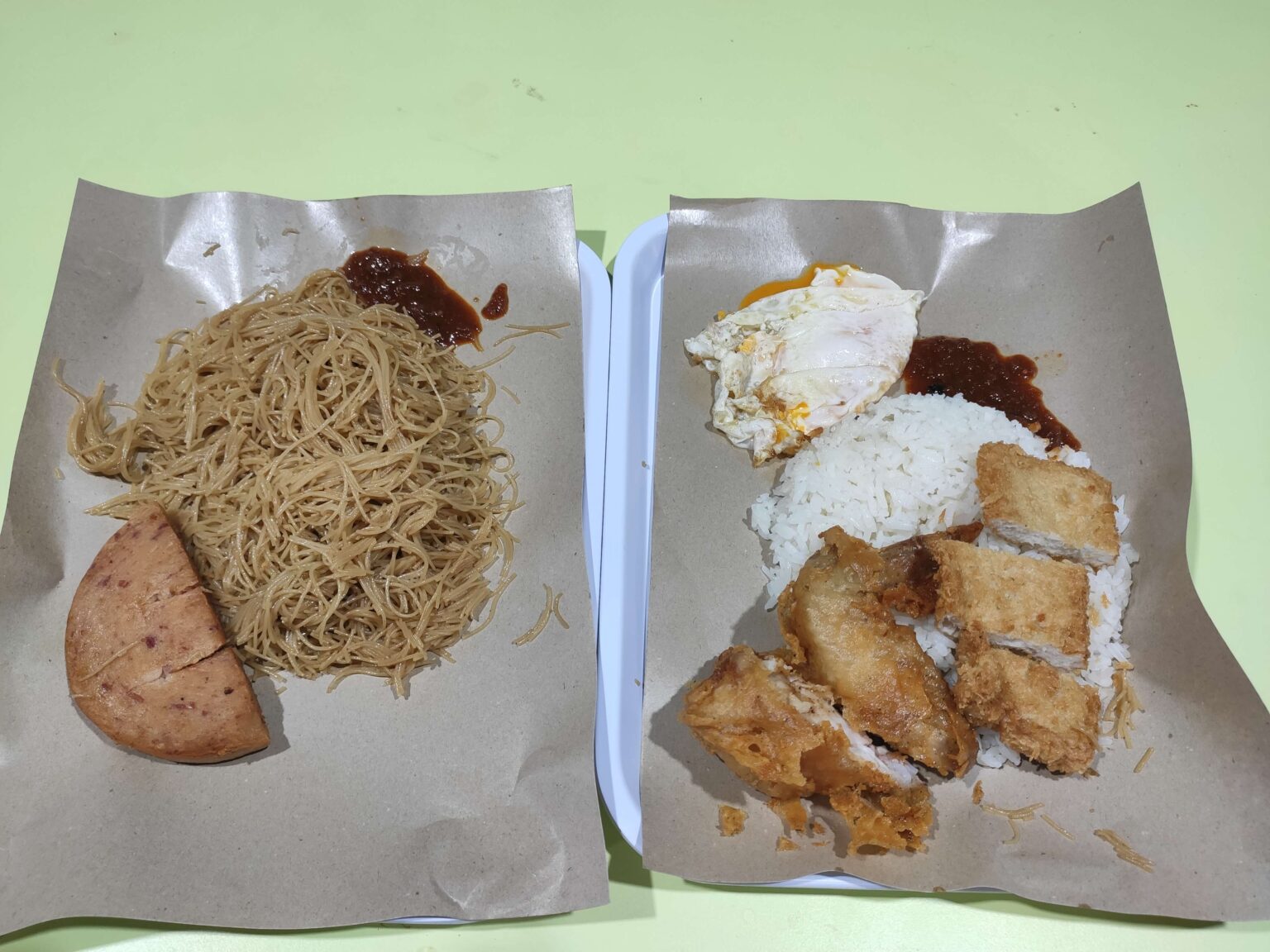Changi Village Cooked Food: Nasi Lemak & Fried Mee Hoon