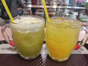 Siang Guan Sugarcane Juice: Sugarcane & Lime Juice